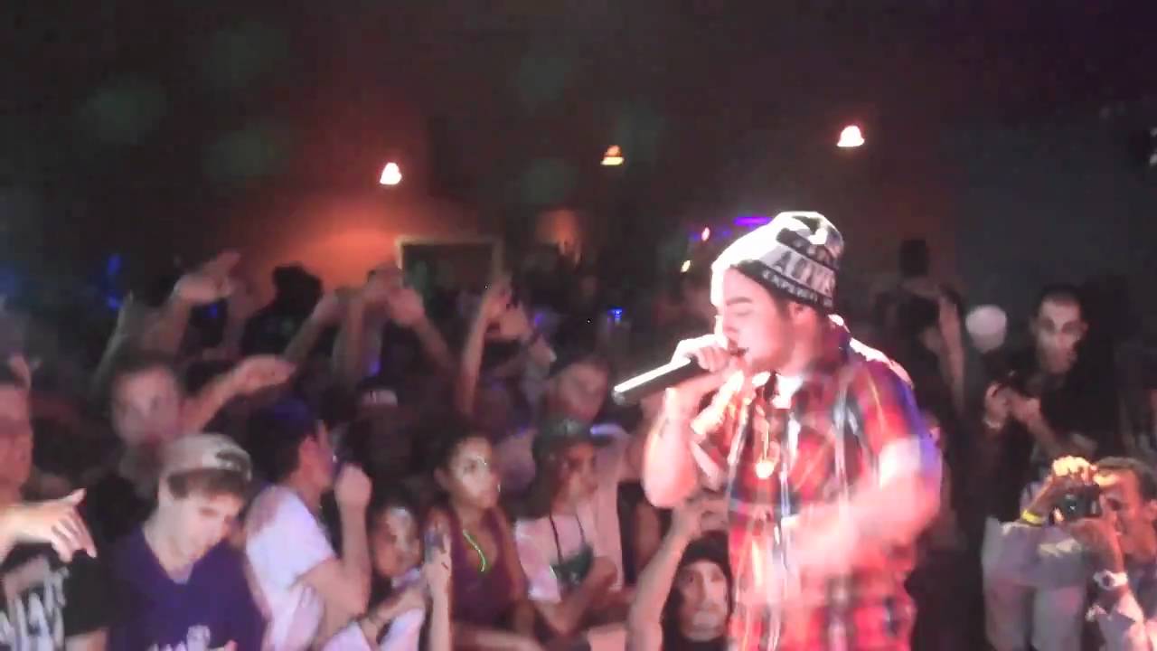 Mac Miller performing 