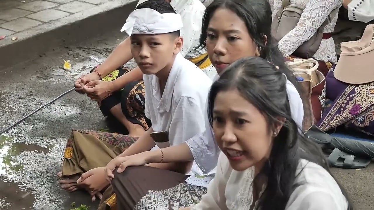 Pelebon Ida Pedanda gede buruan Manuaba ring griye Tohpati 