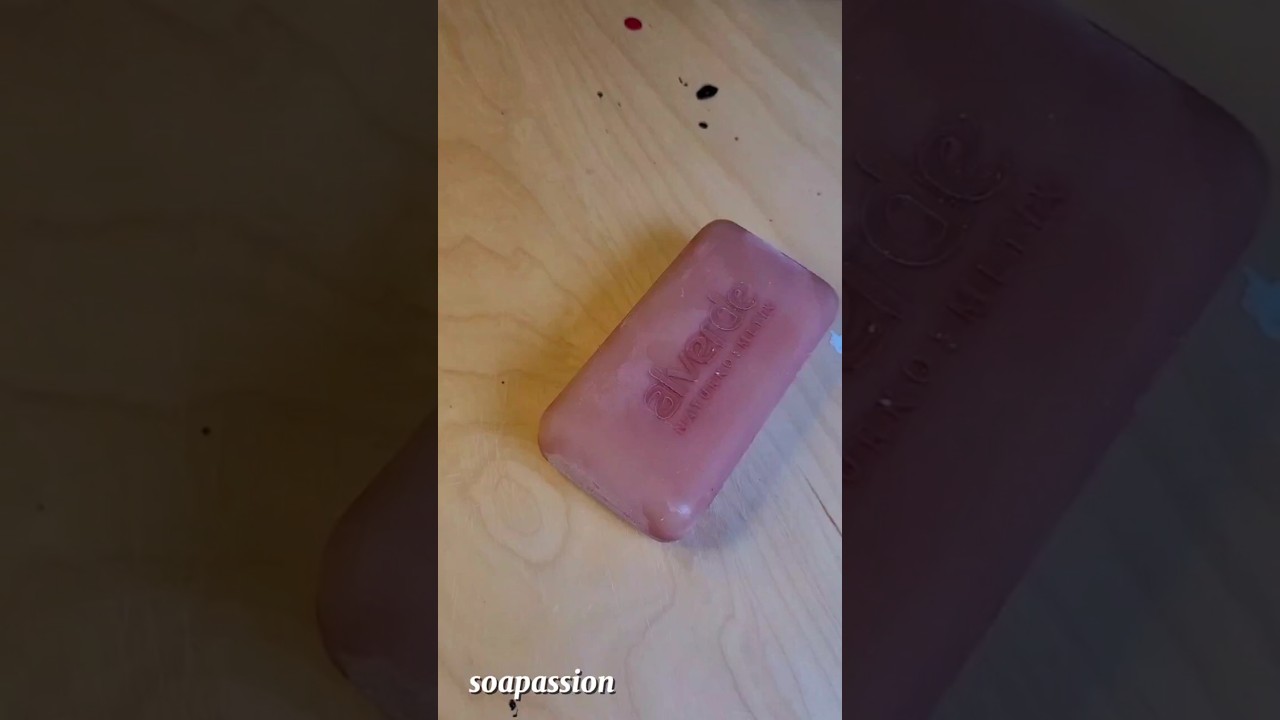 cutting soap 💕 #cuttingsoap #soapcutting #asmrsoap #soapy #soaplove