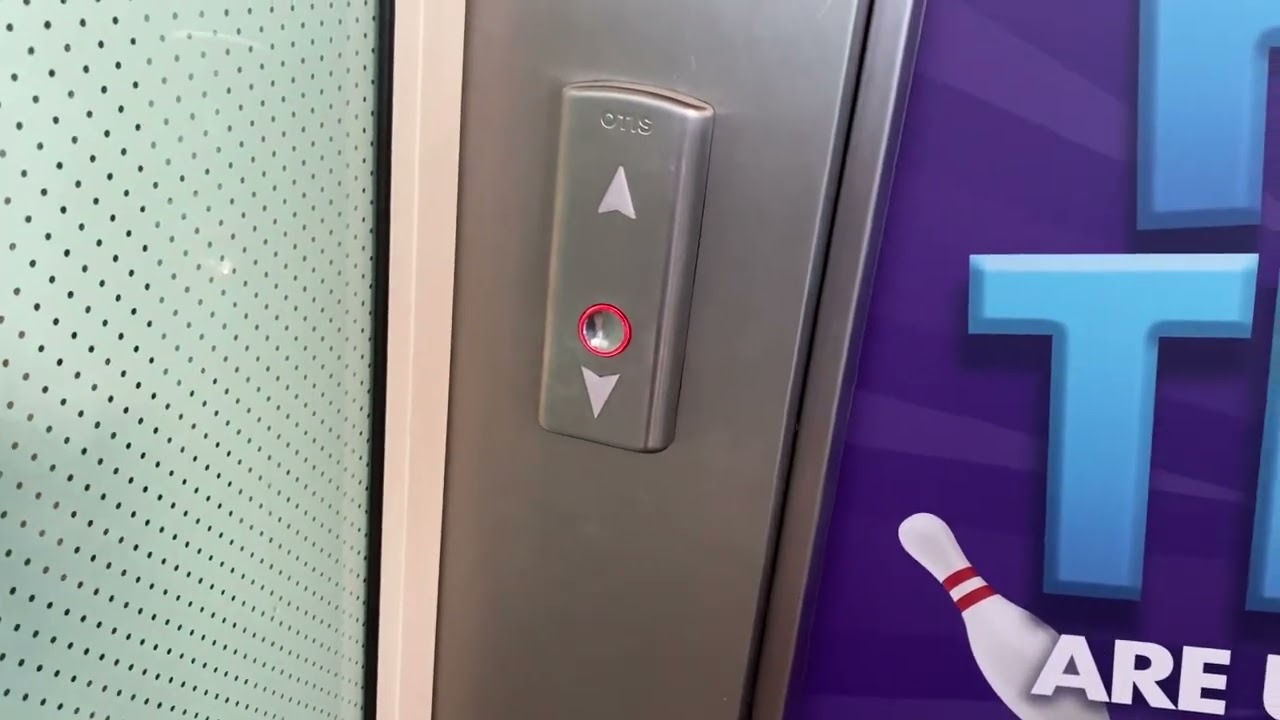 Otis 2000 Elevator At The Brewery Car Park Romford Part 3