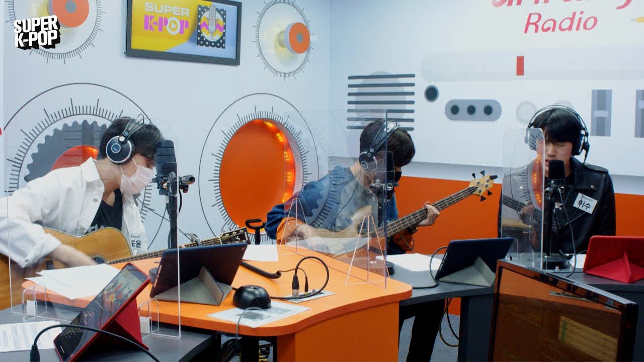 [Super K-Pop] AboutU (어바우츄)'s Singin' Live 'Wonderful'