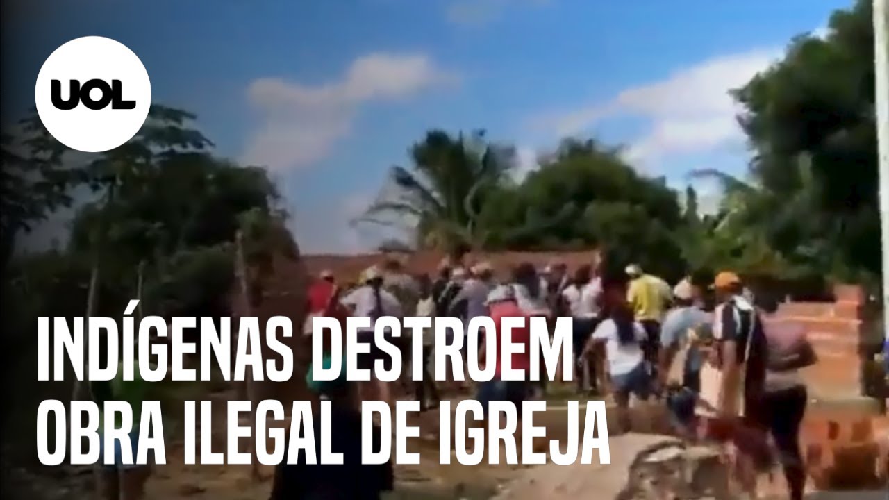 Indígenas destroem alicerce de igreja evangélica em construção em PE