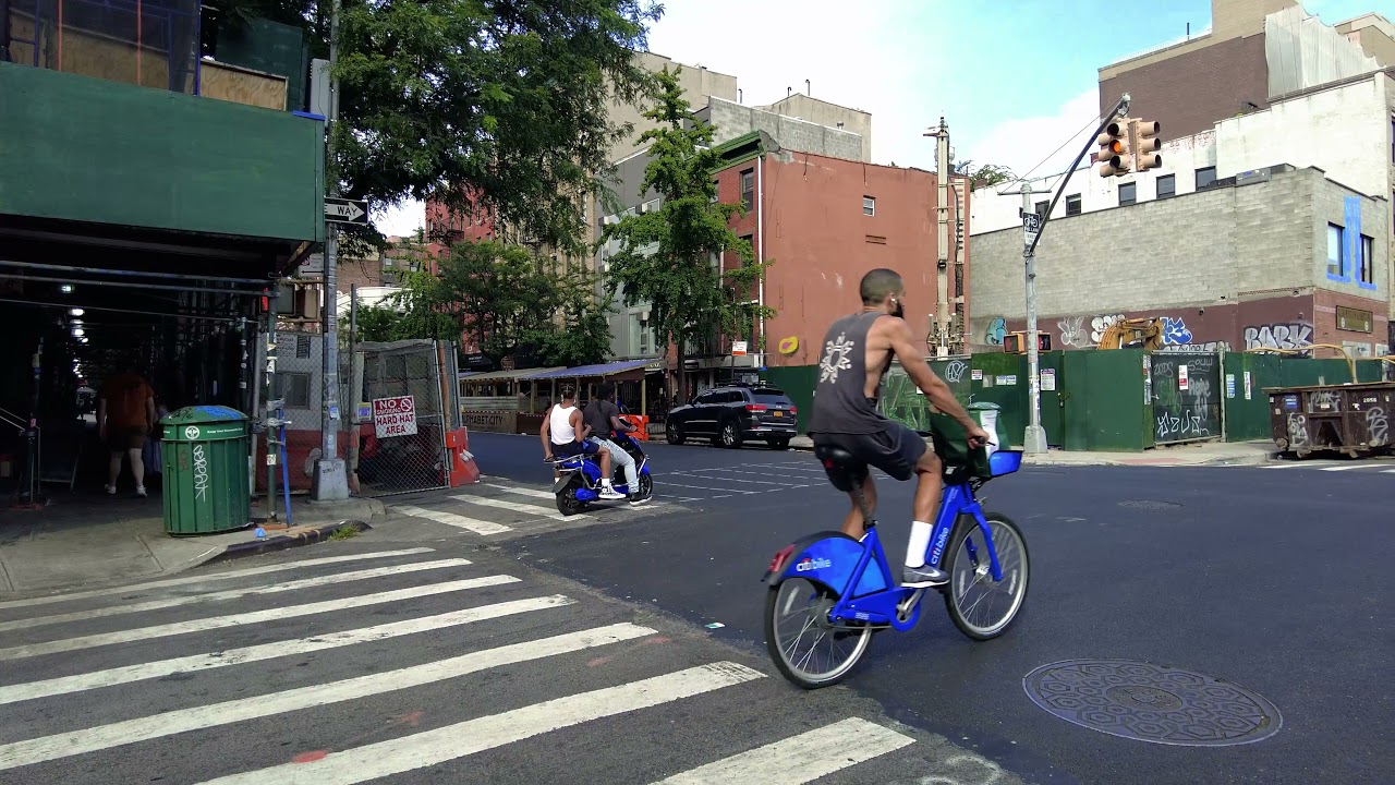 Why This NYC Street is SO QUIET