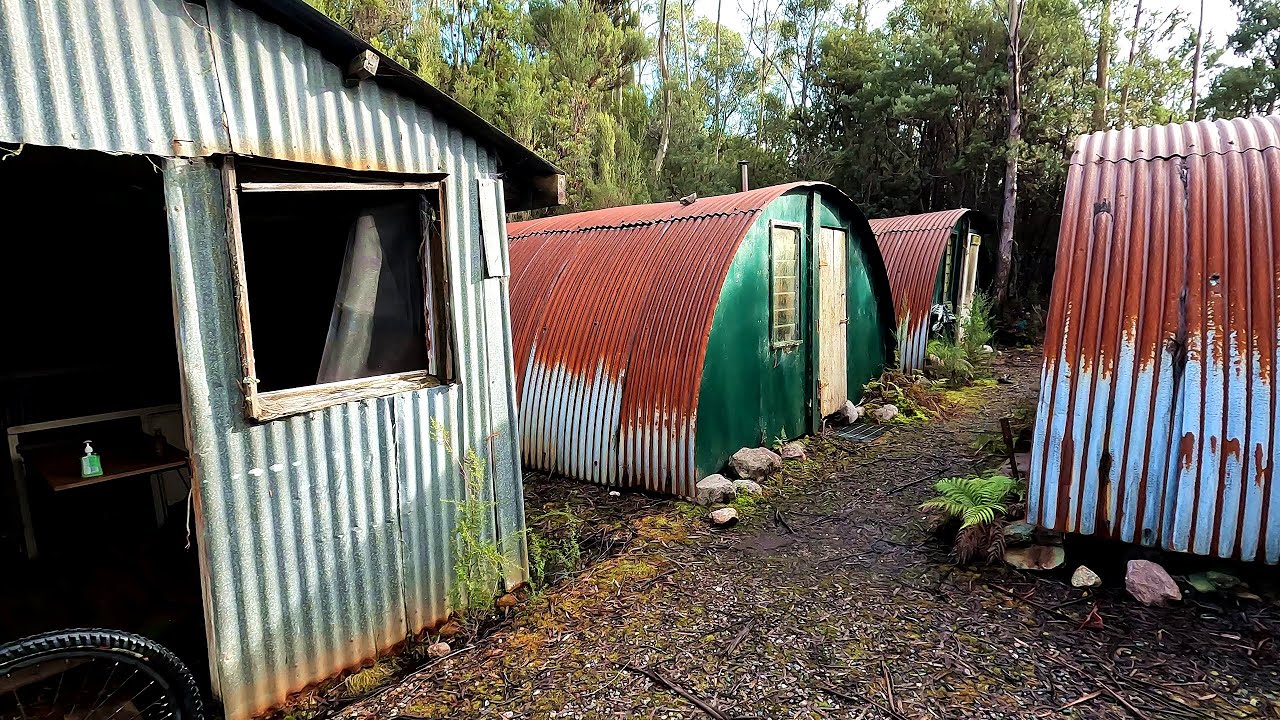 Spicer Track Nissen Huts