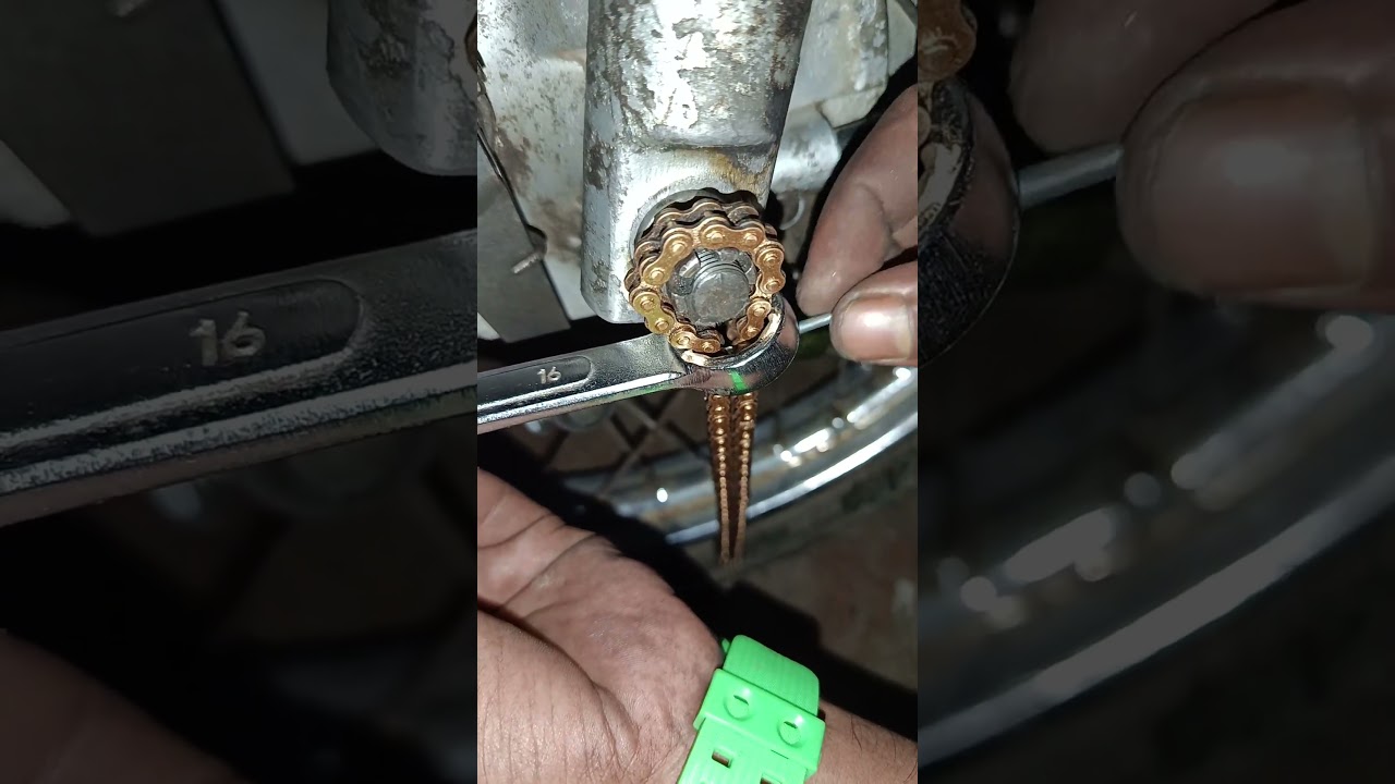 Pro Motorcycle Repair Hack📌 🔧 Front Wheel Nut Unlocking DIY Tutorial Secret Tip! ⛓️&zwj;💥✔️