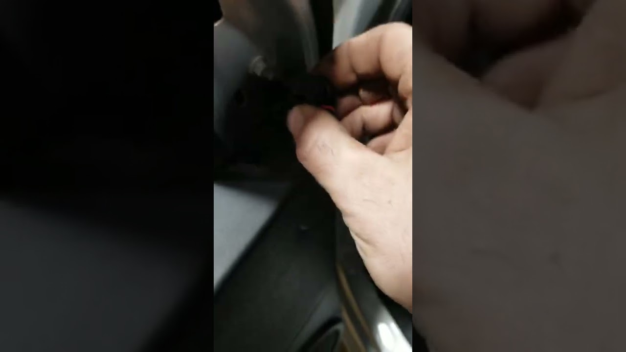 Dodge Caliber Drivers LH Passenger RH Side Mirror Remove Removal Install Take Off 07 08 09 10 11 12