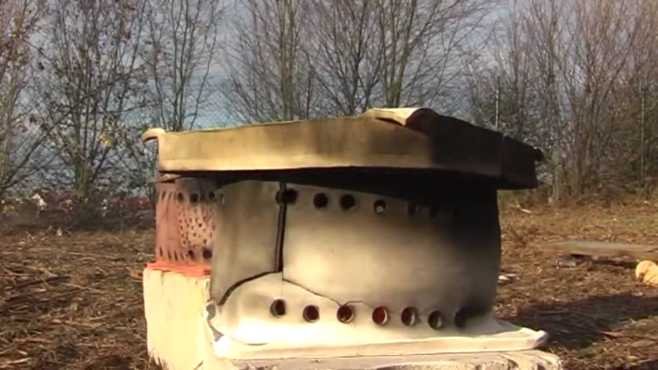 BANNOCK-Ofen aus TON - Eigenbau Clip 4 - Ofen verfeuern  - made by kanukassel  mpg