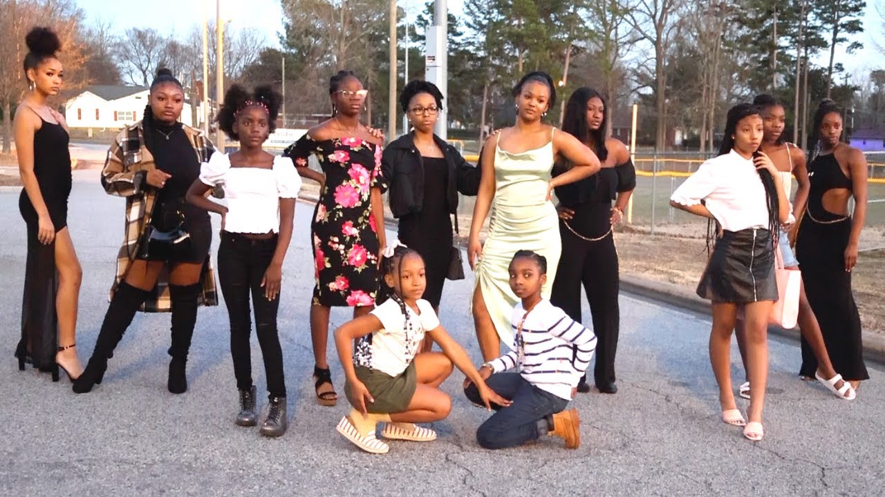 TWO SOCKZ DID A PHOTOSHOOT FOR JUS CHEER!!