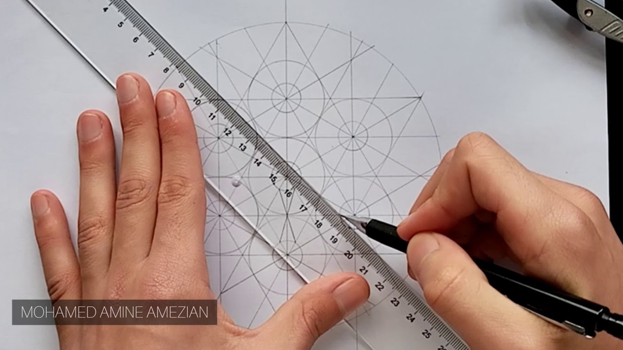 Islamic Geometric Pattern Drawing a Sixfold Star زخرفة اسلامية