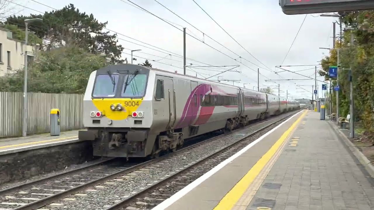 Trains At: Malahide. 13/11/2021.
