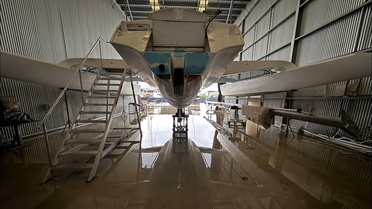 Trimaran Spirit XL - Refit Week 3