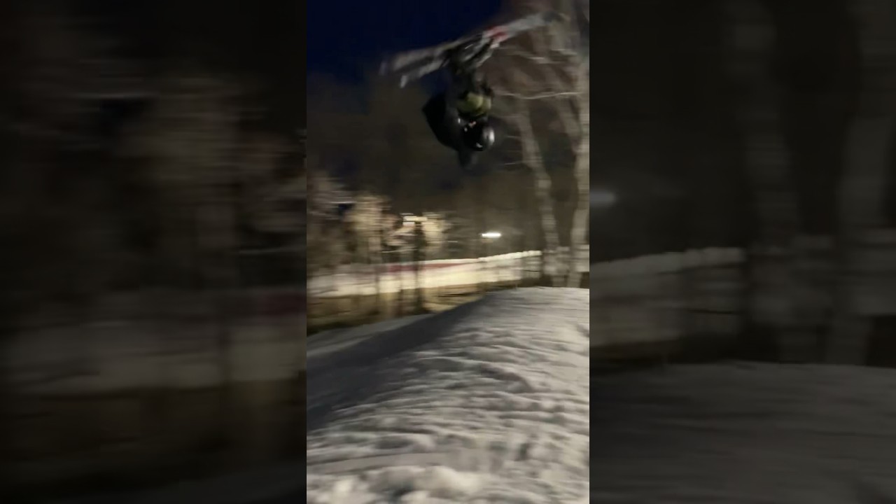 I didn&rsquo;t over shoot I promise 😭 #skiing #edit #freestyle #shorts