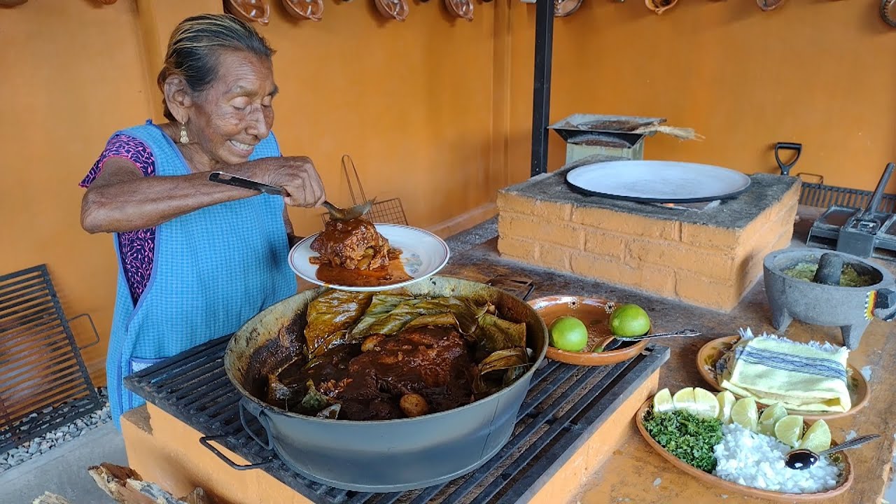 BARBACOA DE COSTILLA DE PUERCO, Asi Como Se Hace En Los Pueblos | Doña Lupita
