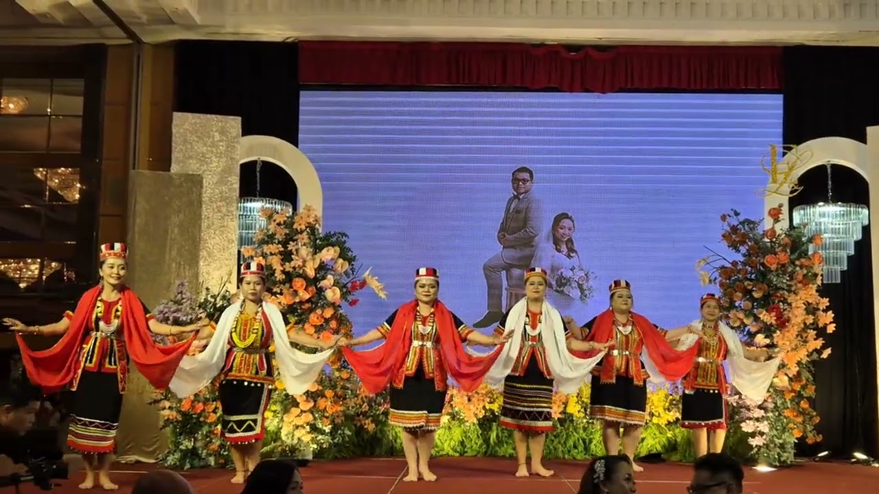 Tarian Bidayuh Rejang Be'uh - Lyuanch & Esther Wedding 