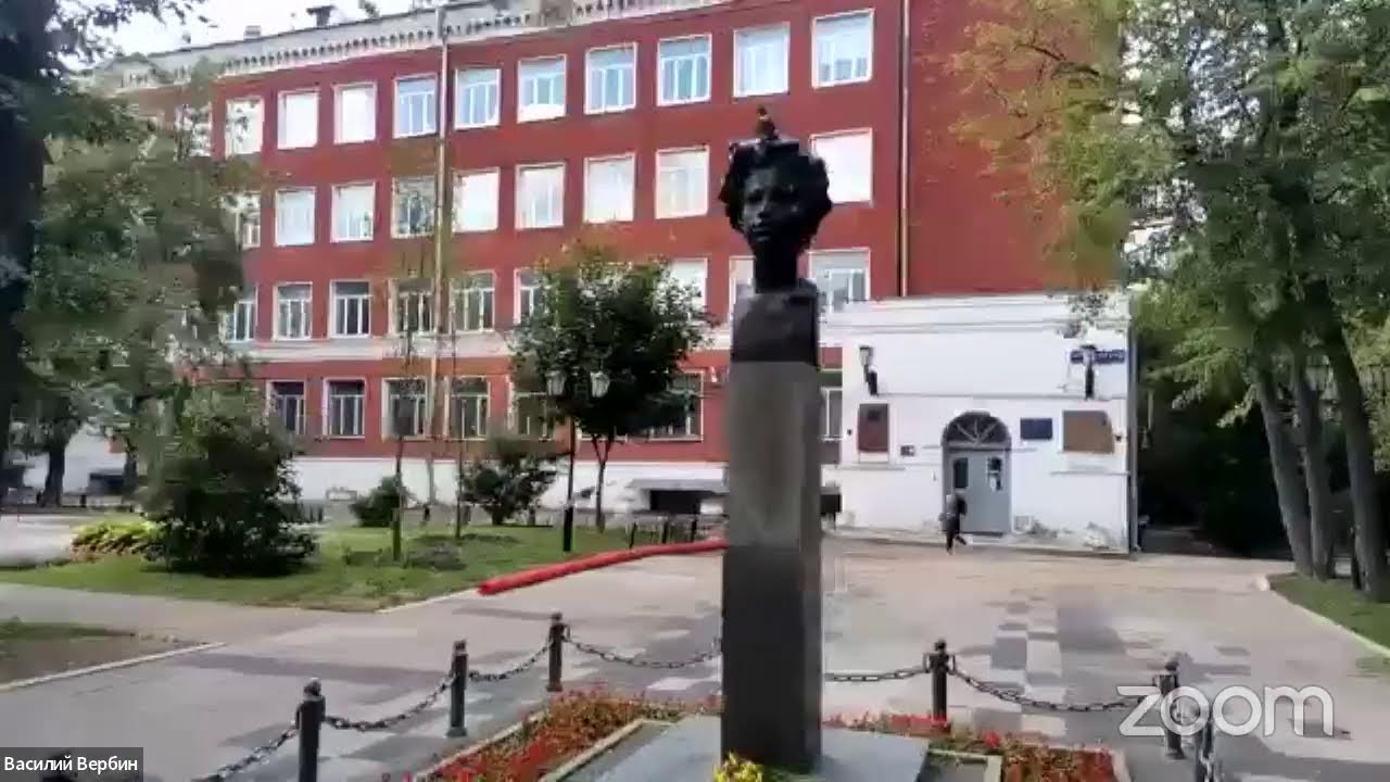 Лефортово: тайны галантного века в старинном парке