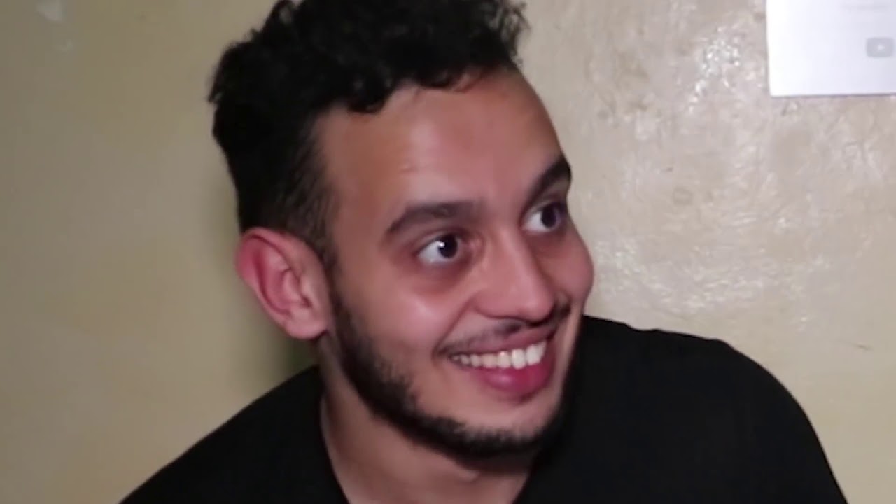 تحدي لمس أشياء مقززة و غريبة بين خالد الإدليسي و دالا 😂