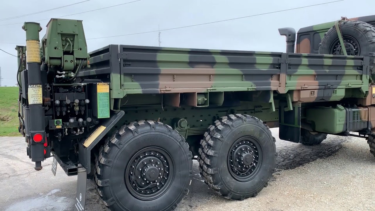2004 STEWART & STEVENSON M1084A1 6X6 5 TON CARGO TRUCK WITH REAR MATERIAL HANDLING CRANE