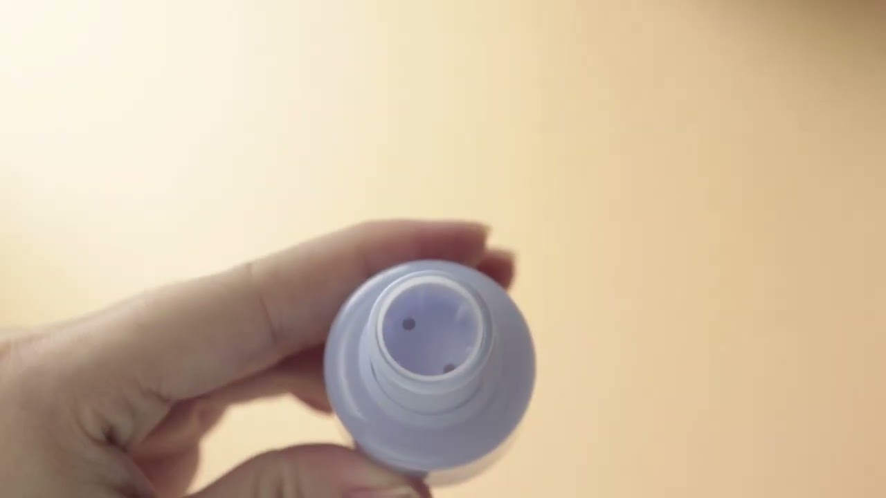 Unique lipstick tube container with short and round shape