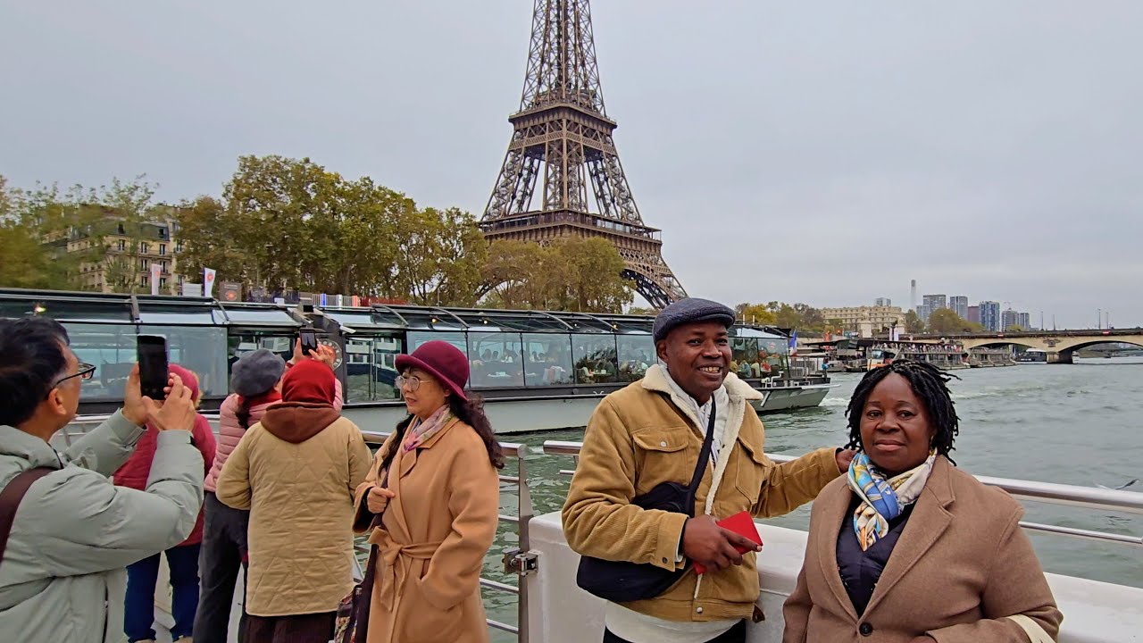 VISITE DE PARIS : CROISIERE SUR LA SEINE, LE SOMMET DE LA YOUR EIFFEL ET ARC DE TRIOMPHE