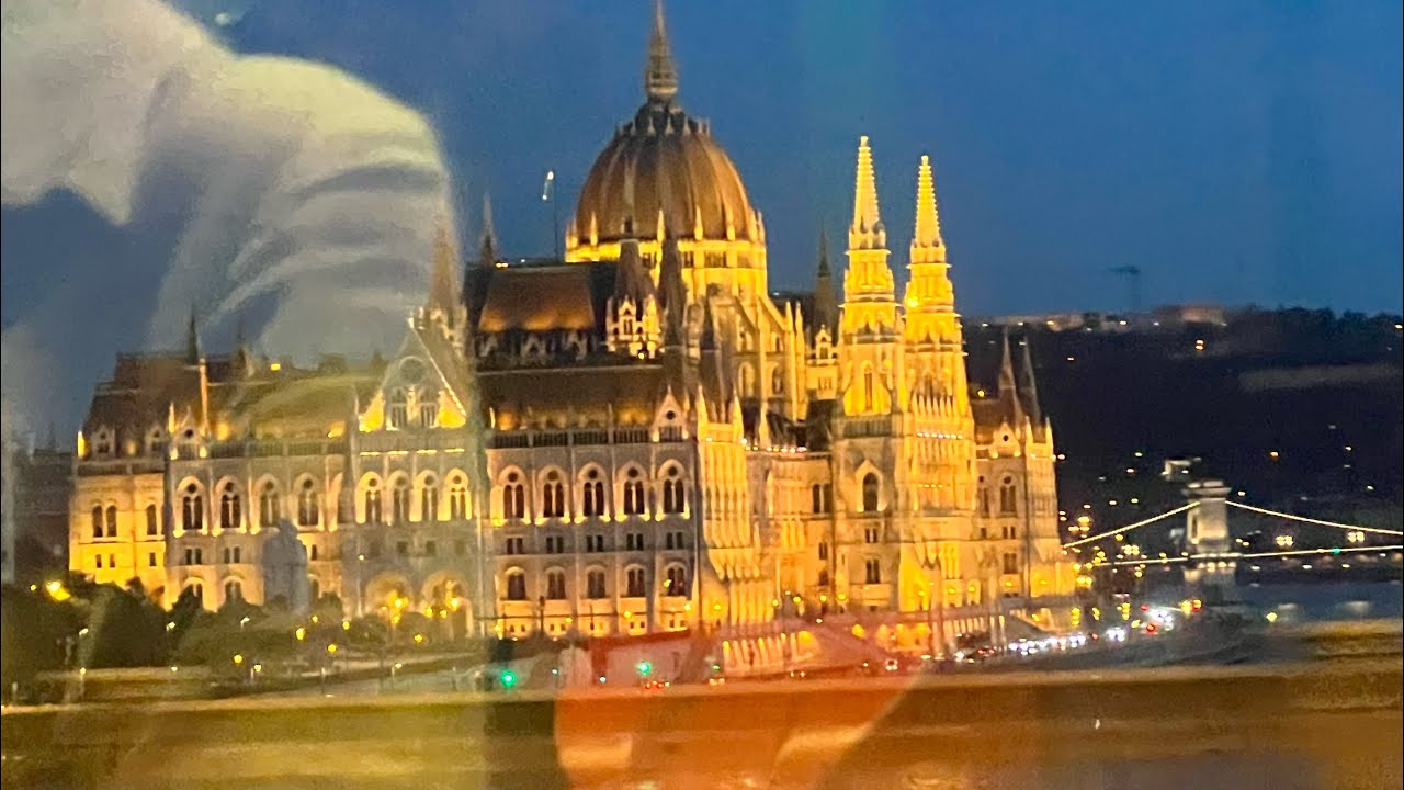 Budapest Hungry  Night Life || walking Tour 4K