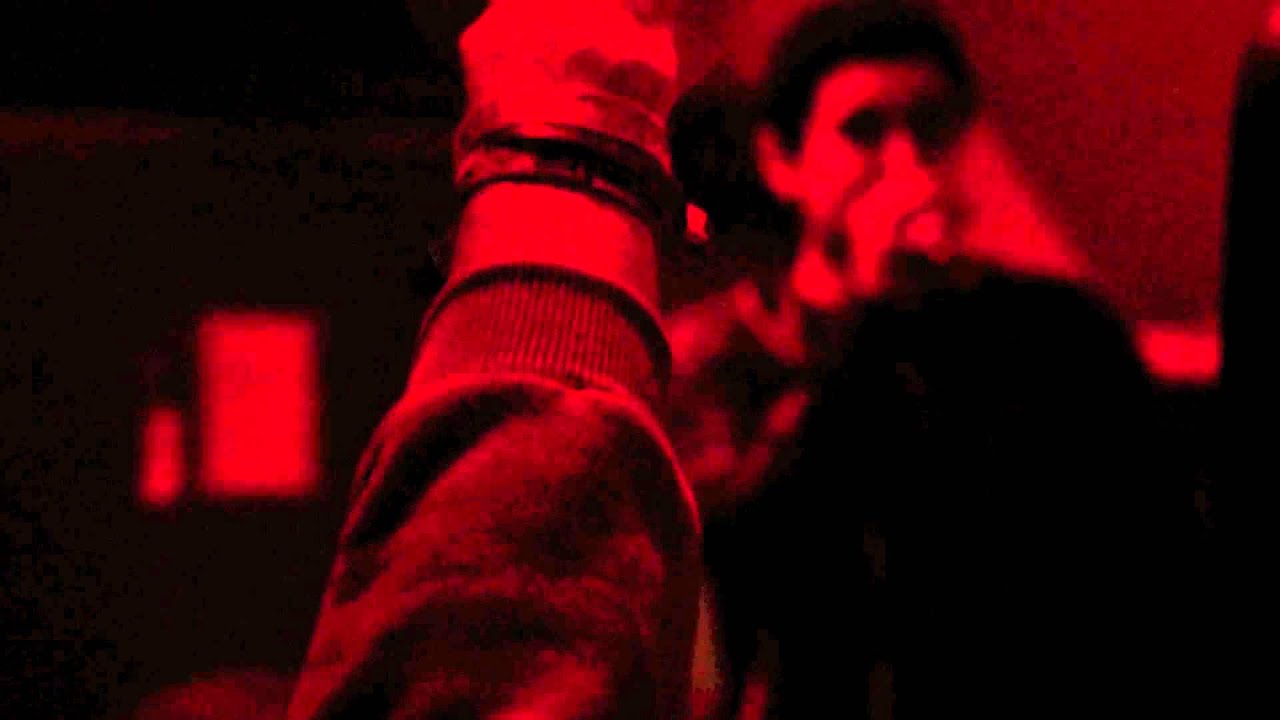 Amewu & Chefket (live @ Hangar 49)