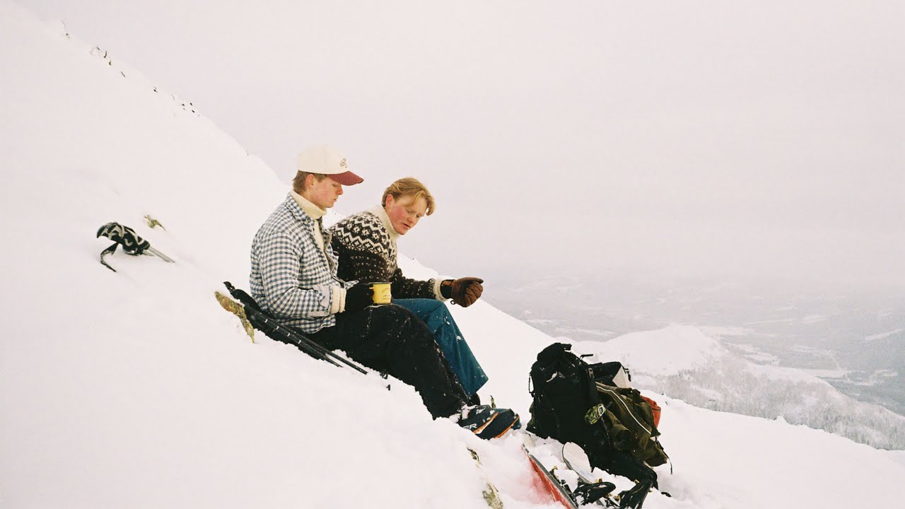 Det ble mørkere enn planlagt - På ski ned Kyrkjebønnøse, Hemsedal.