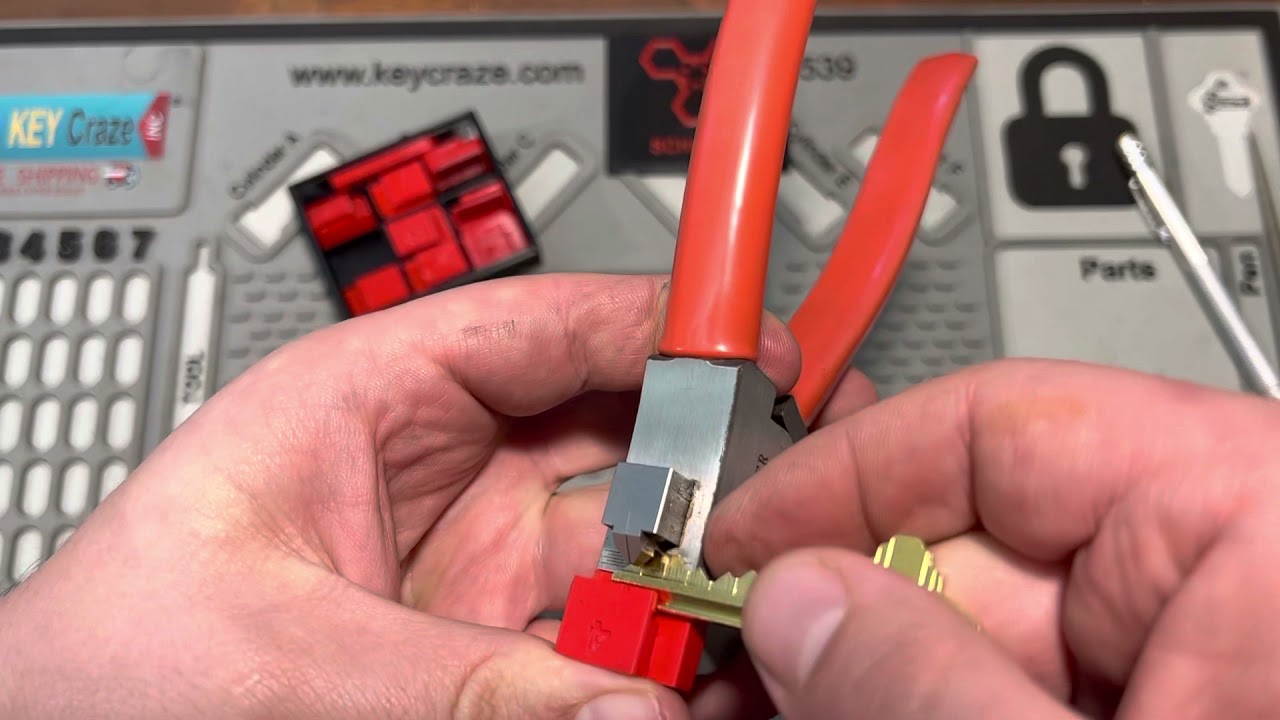 (48) Key Machine Chronicles #6 - Lishi Clipper and the Schlage 3d printed adapter revelation