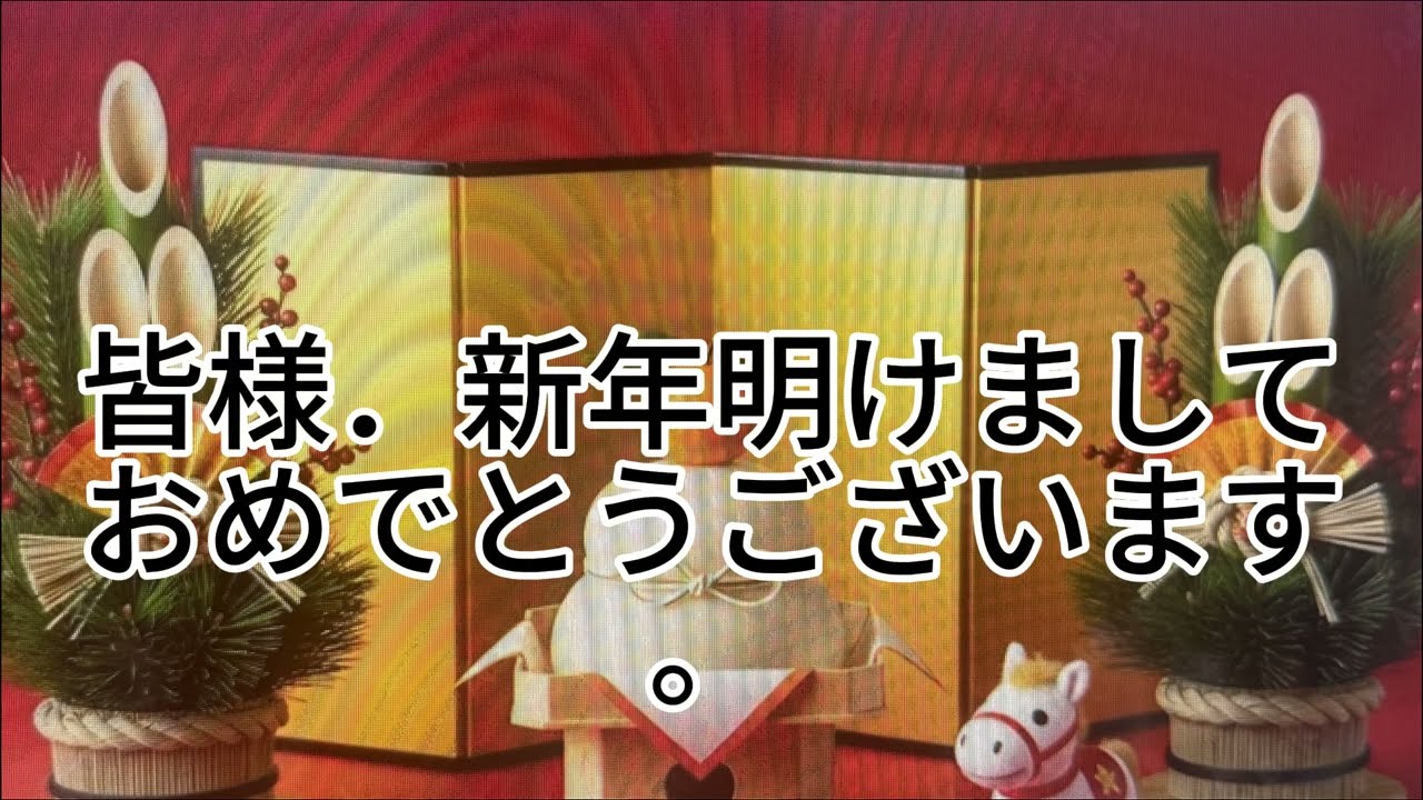 つぼみをふくらませて静かに春を待つ胡蝶蘭たち！