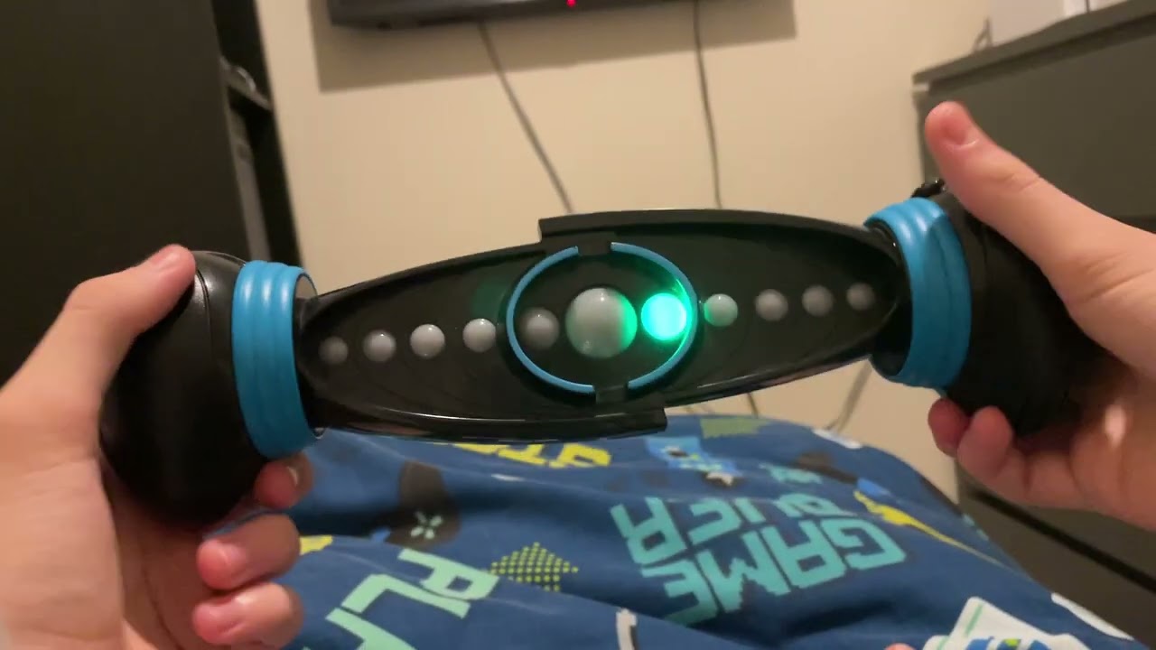 Bop It Smash gameplay