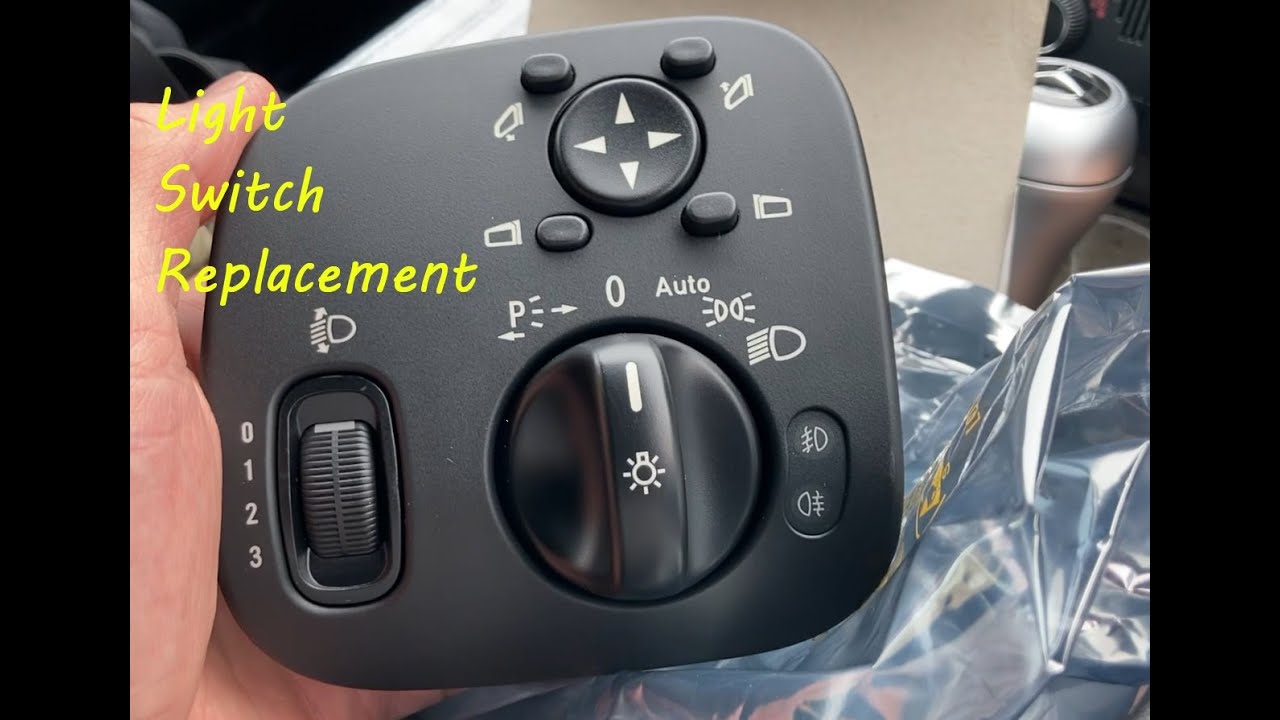 Mercedes CLC 180 Light Switch Module Removal and Replacement