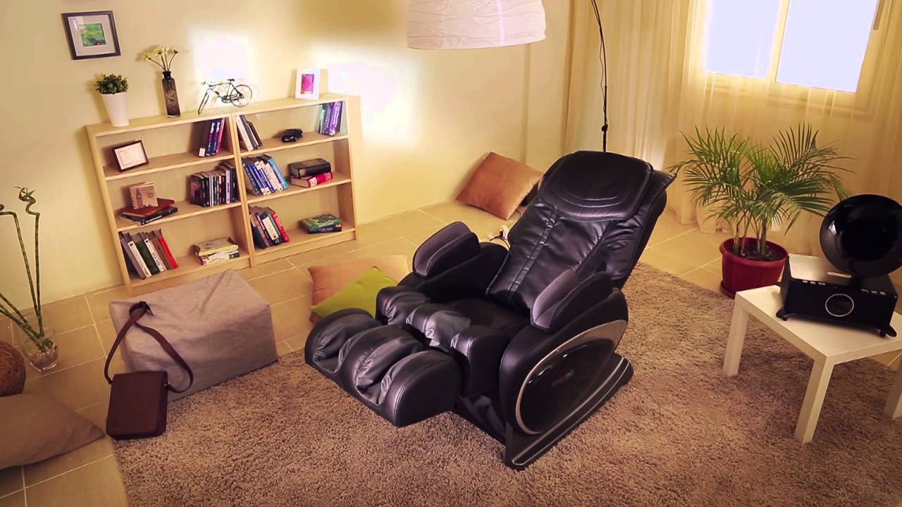 Ogawa Smart Space massage and heat therapy chair