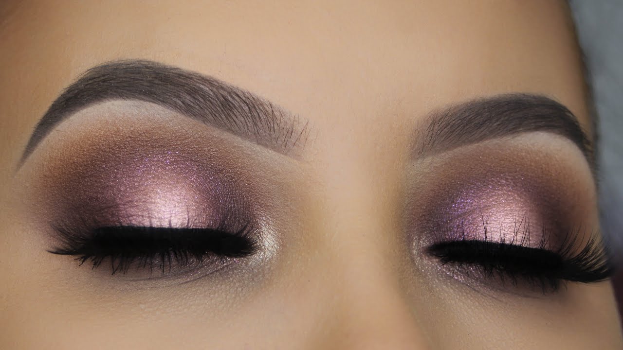 ABH NORVINA PALETTE MAKEUP TUTORIAL - SOFT HALO EYE LOOK
