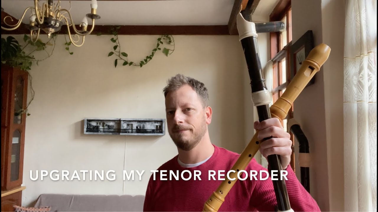 Tenor recorder upgrade: Yamaha YRT-304B II and Moeck Rottenburgh in boxwood 4404 side by side.