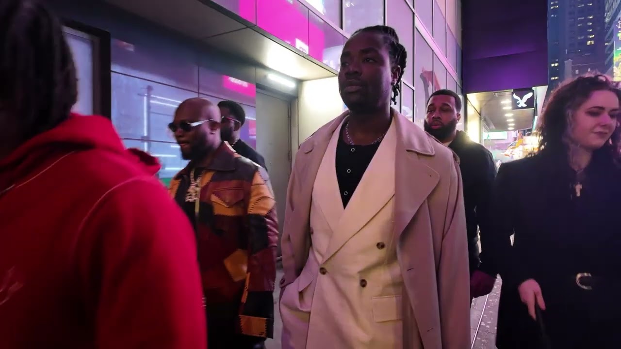 DarkoVibes - 0244/027 [Feat. King Promise] (Visualiser)