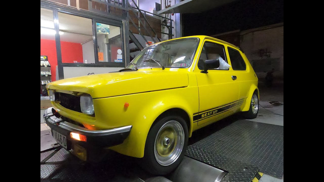 Ajuste en banco de Seat 127 inyección y con admisión de cuerpos independientes de una HONDA