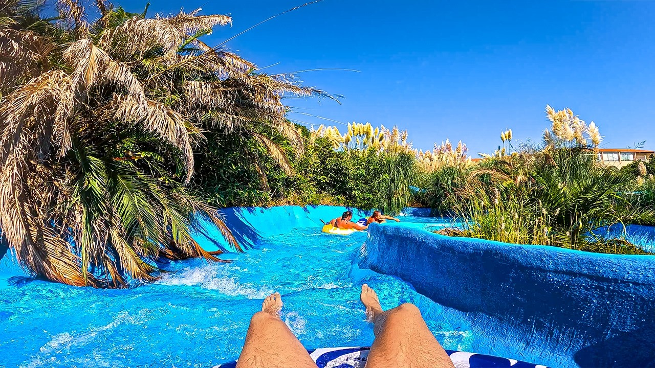 Dynamic Tropical River at Aqualand Cap d’Agde