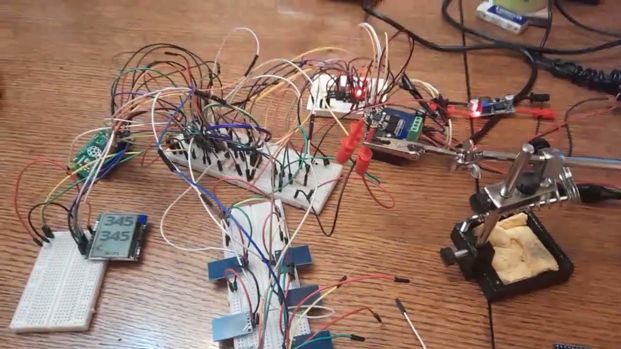 Self made Sailboat Autopilot, Pypilot.