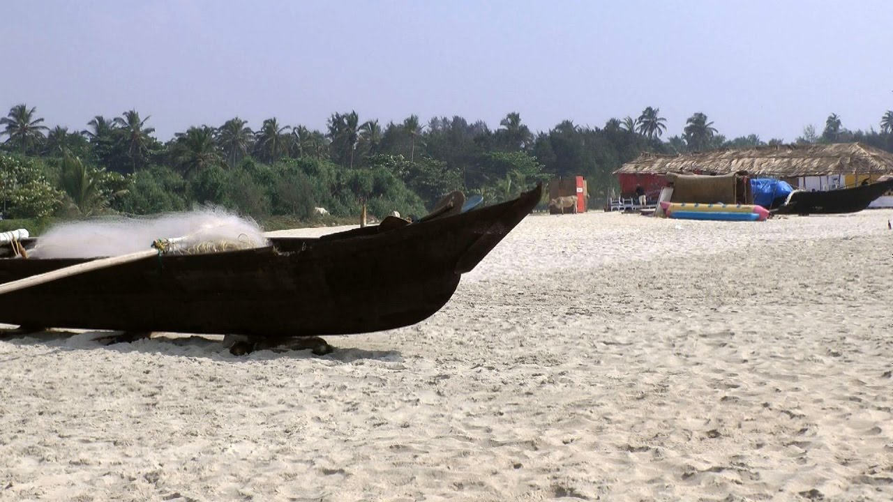 India - state of Goa - endless Utorda Beach