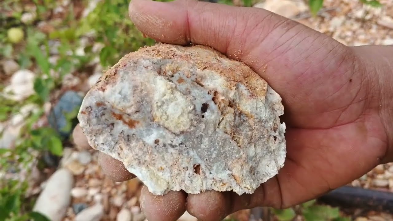 Wowdapat batucantik dan warnyanya cerah