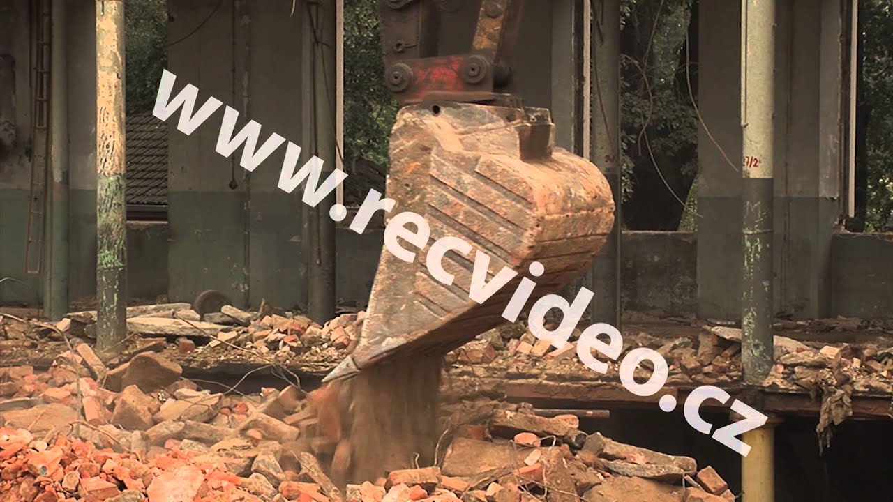 ČR - bagr - Caterpillar - demoličn&iacute; pr&aacute;ce