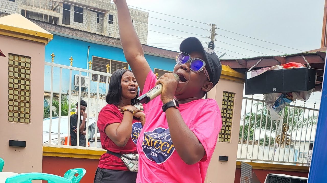 ODEHYIABA PRISCILLA AND SANDY ASARE JOINS FEED THE STREET WITH JAZE AND FRIENDS..