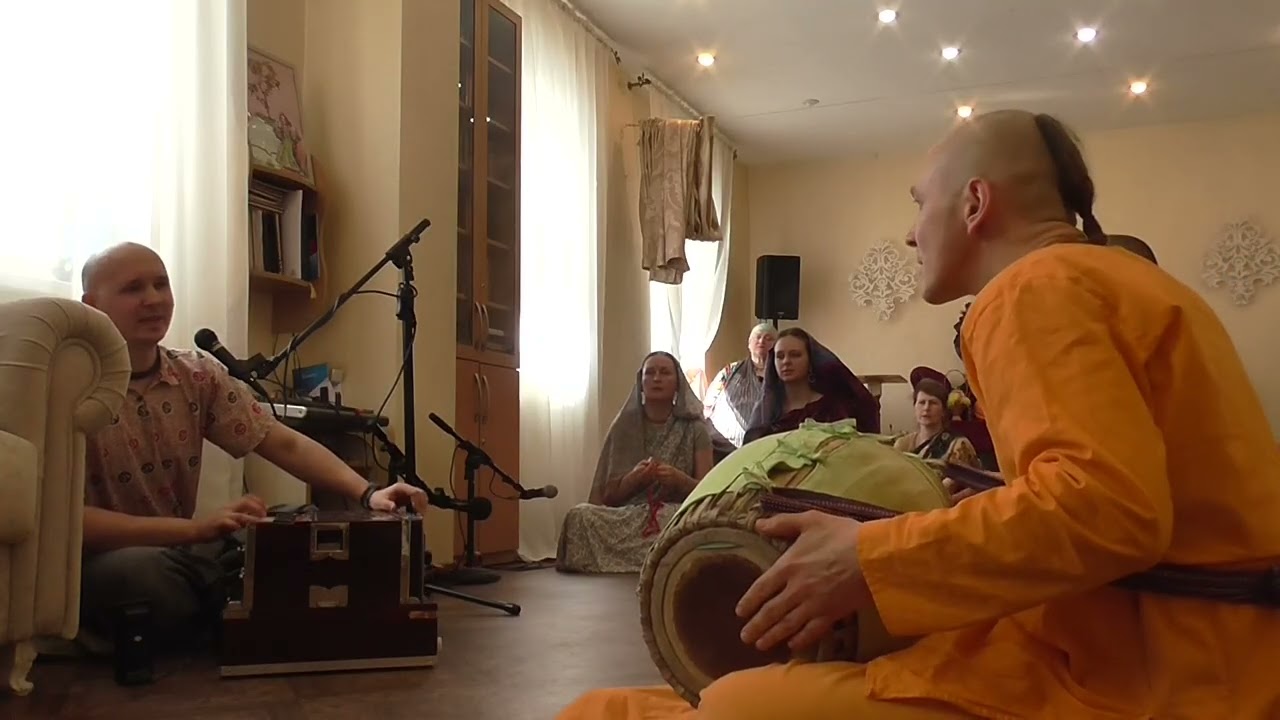 Parama Karuna Kirtan mela Alchevsk \ Amala Bhakta das