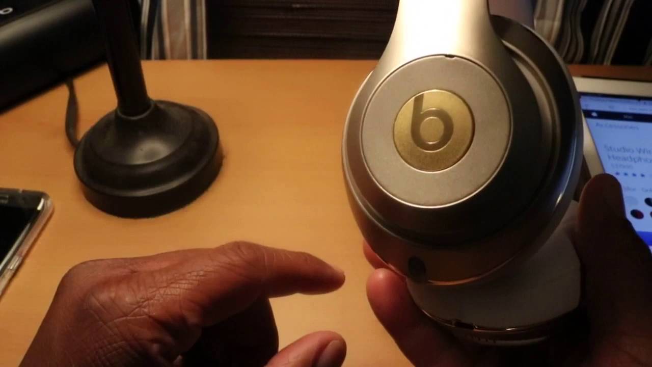 BEATS BY DRE STUDIO 2.0 WIRELESS HEADPHONES (GOLD)