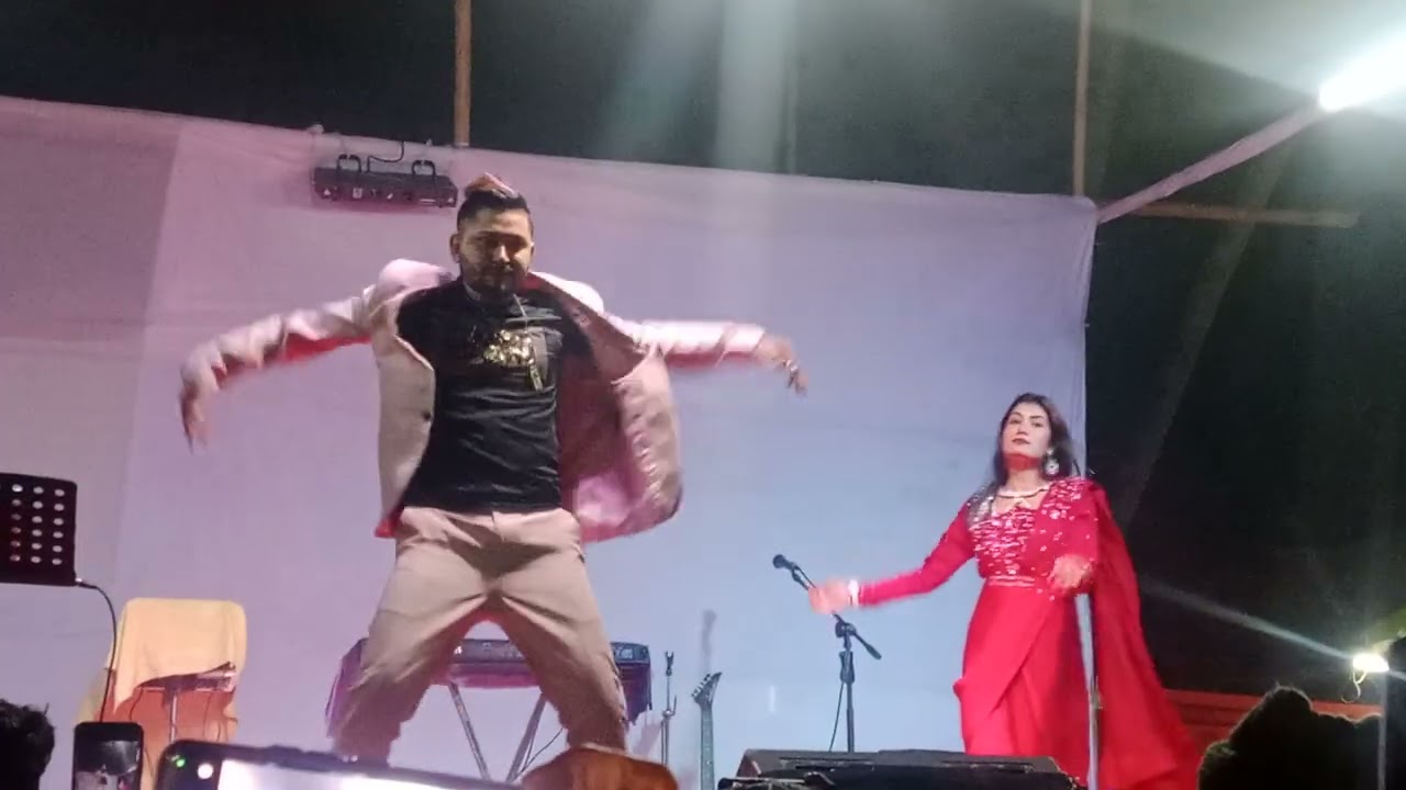 তুমি অন্তরে তুমি বাহিরে 