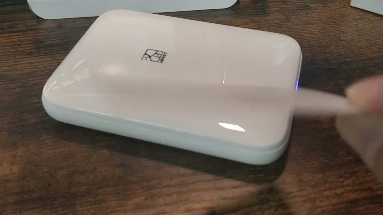 Portable Photo Printer HPRT Pocket Size, High quality, good looking Zink photo printer for scrapbook