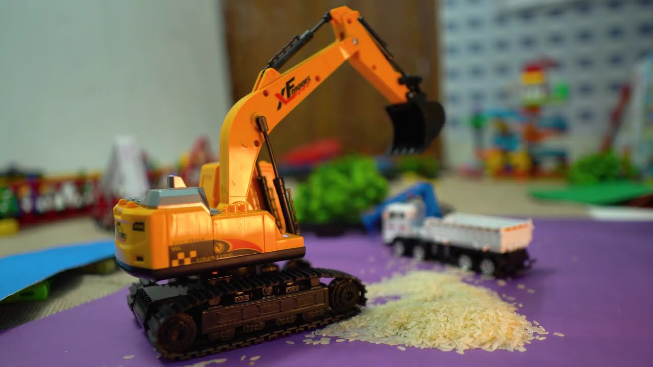 Let's build a fun marble maze with building blocks