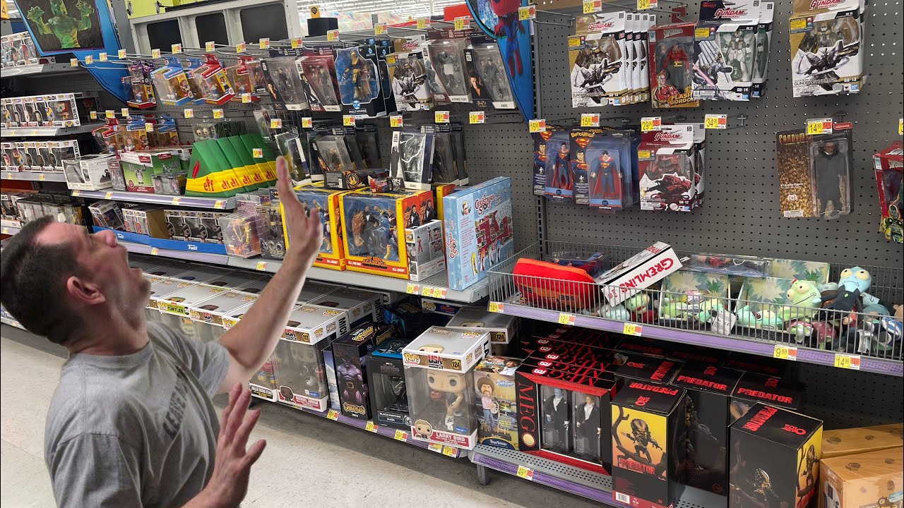 В этом Walmart был самый большой выбор игрушек/потрясающих находок (ежедневная охота за игрушками)