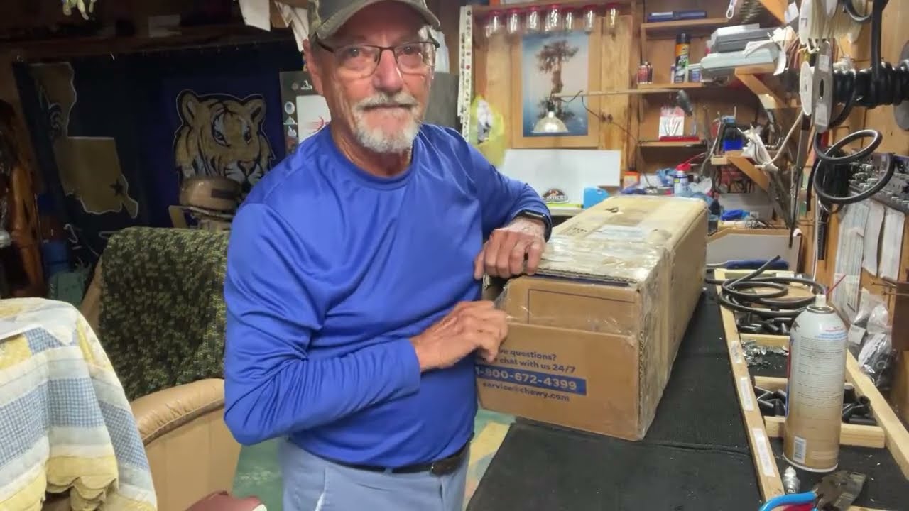 Episode 1 Bad Clutch Dog 1968 18 HP Evinrude 