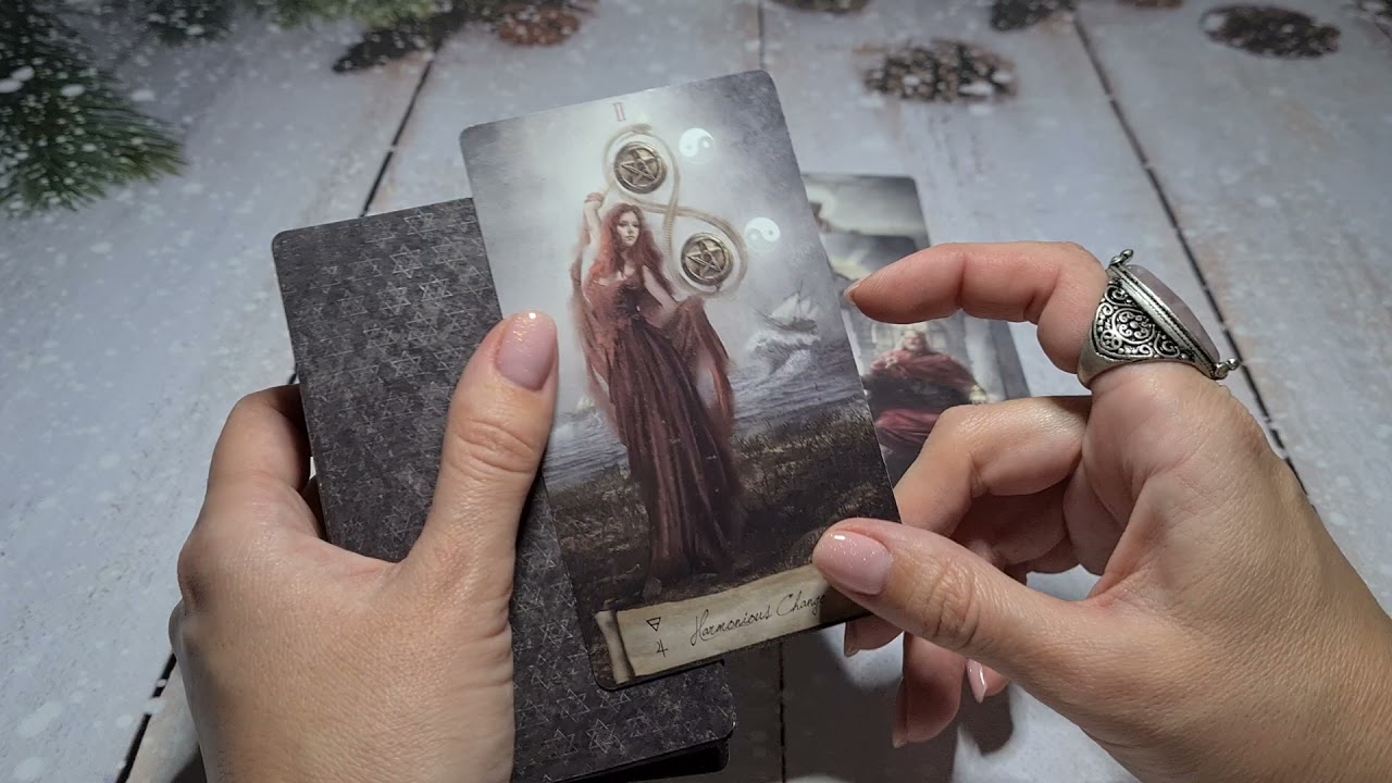 ЖЕНЩИНА НА ПОРОГЕ. КТО СПЕШИТ В ВАШУ ЖИЗНЬ? Таро для мужчин