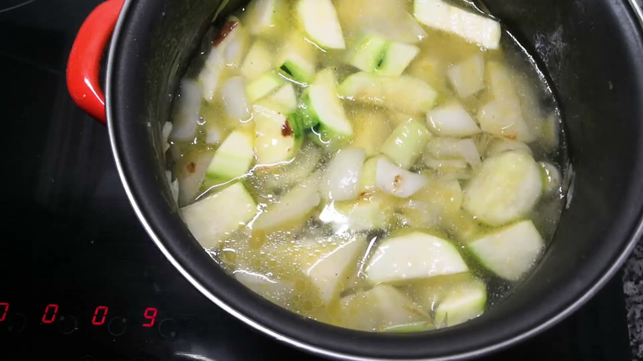 CREMA DE CALABACIN, SALMON Y LANGOSTINOS